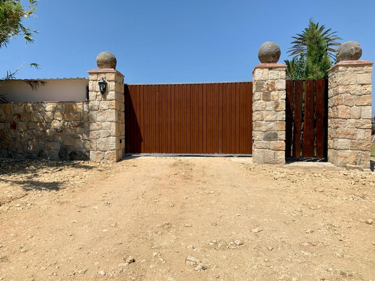 Apartamentos Villa Pirata Tarifa Exteriör bild